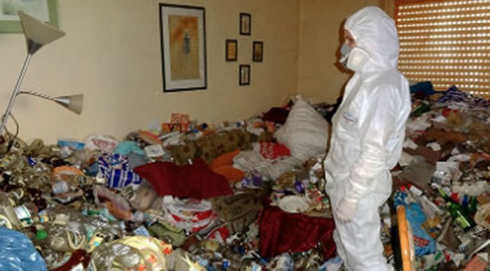 Hoarding-Cleanup-Service-Image-00003